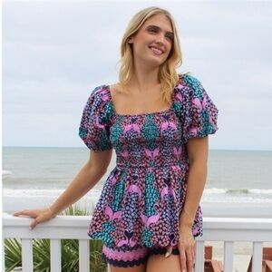 Simply Southern Flamingo printed top
New with tags